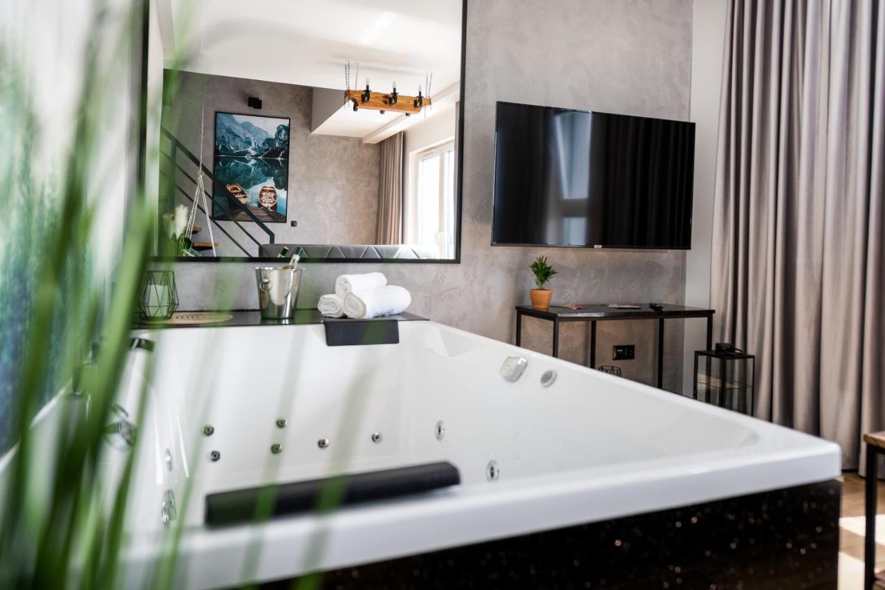 Relaxroom Szmaragd Reda Eksteriør billede